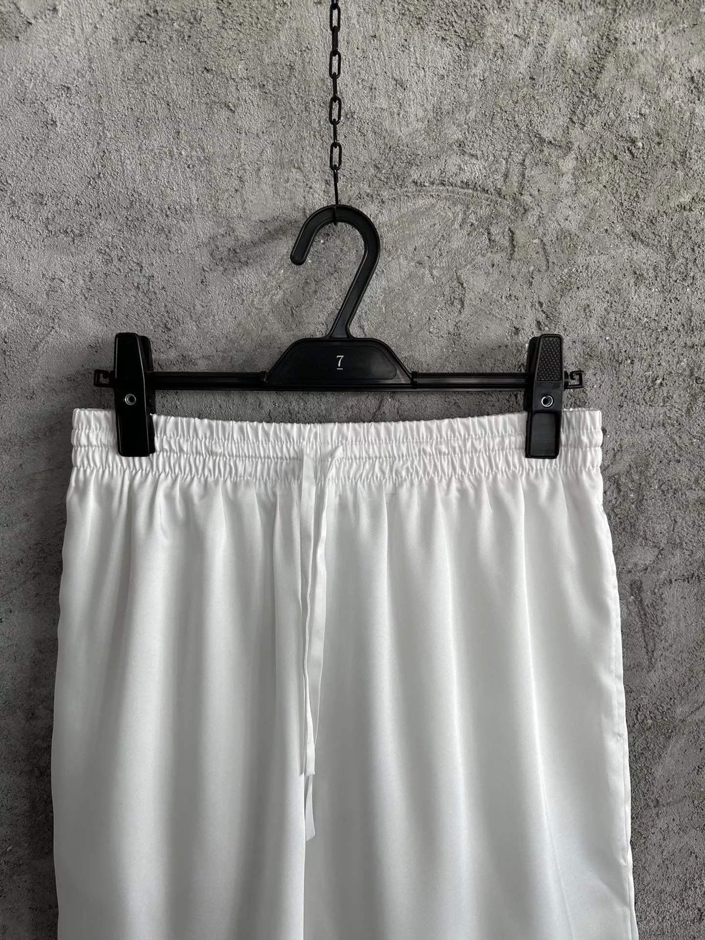 카사블랑카 테니스 라켓 그래픽 실크 쇼츠 상세 이미지 2