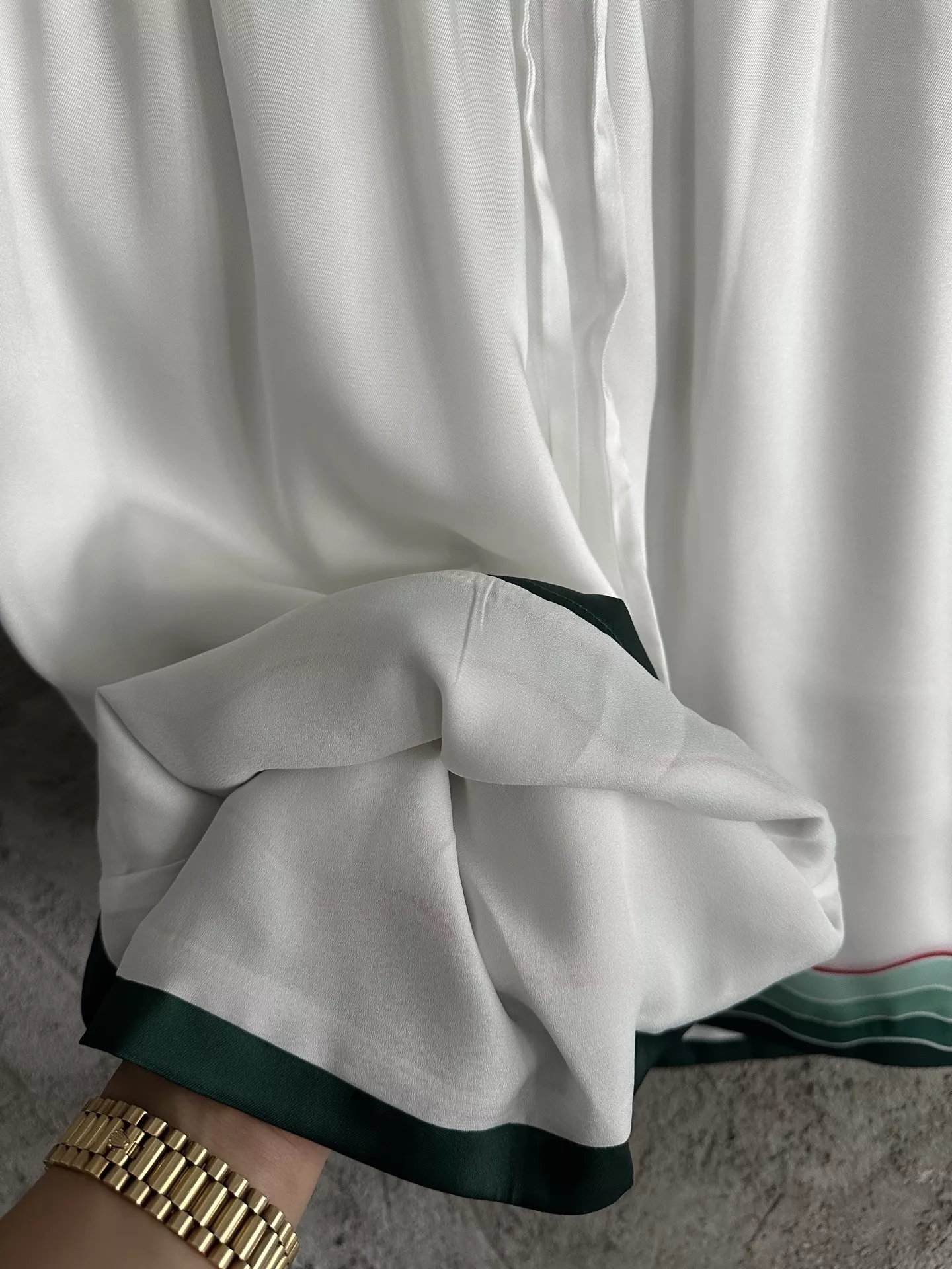 카사블랑카 2025SS 설산 그래픽 실크 쇼츠 상세 이미지 8