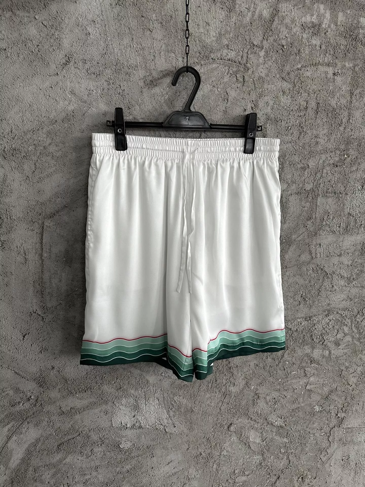카사블랑카 2025SS 설산 그래픽 실크 쇼츠 상세 이미지 1