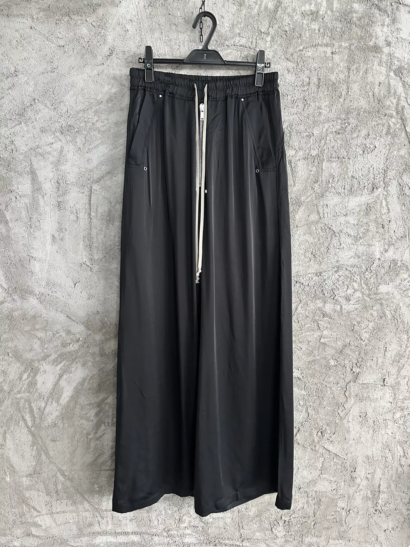 릭오웬스 2025SS 아세테이트 와이드 팬츠 상세 이미지 1