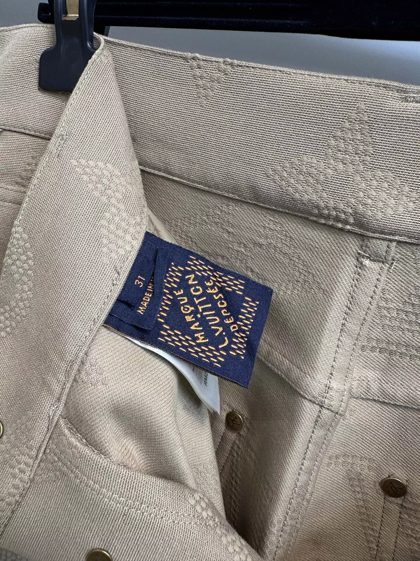 루이비통 사파리 모노그램 올오버 자수 코튼 스케이트 팬츠 상세 이미지 7