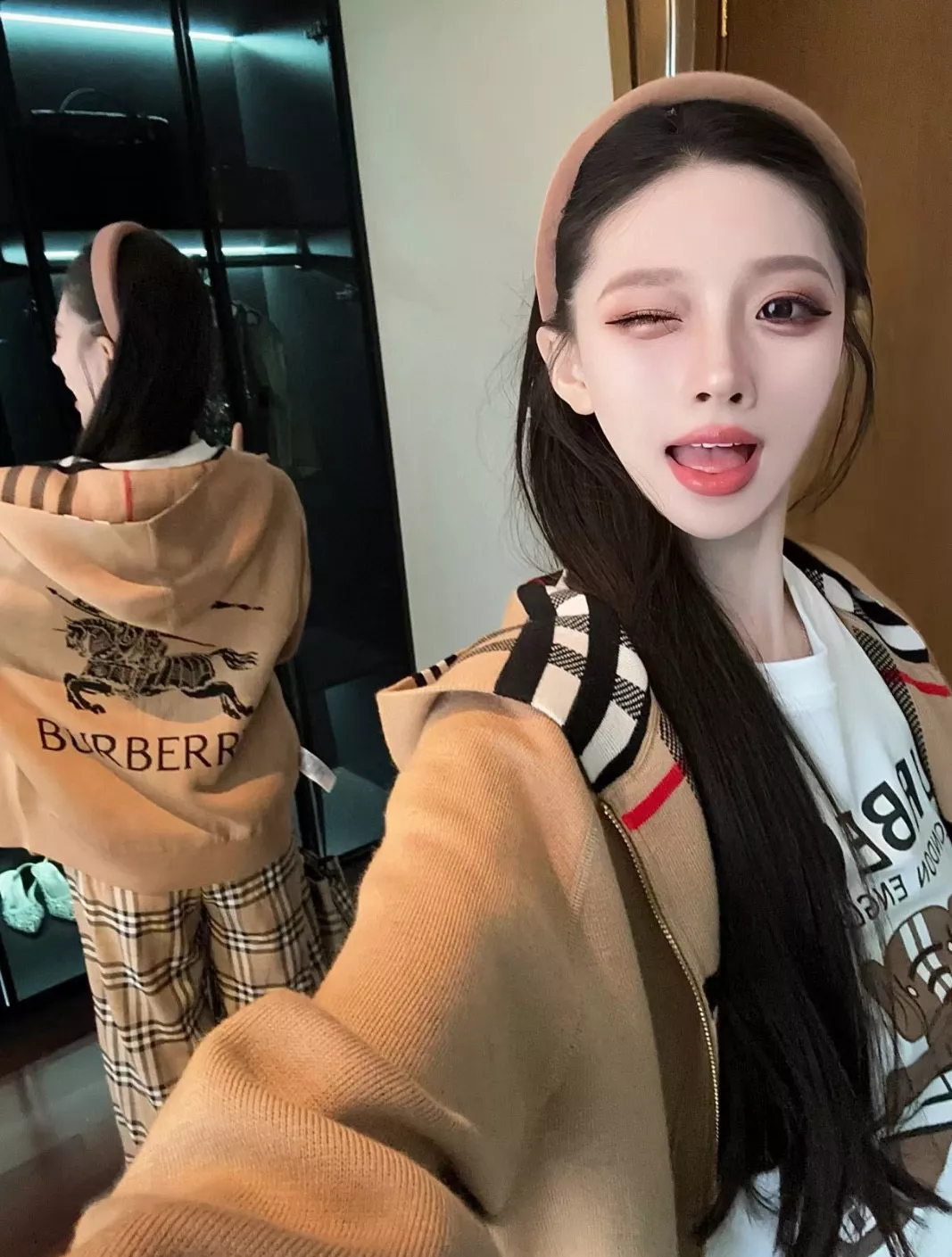 버버리 클래식 체크 양면 후드 집업 가디건 상세 이미지 27