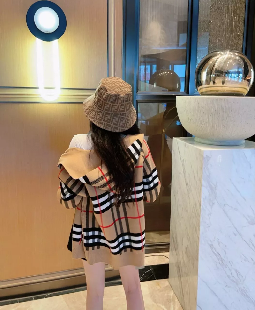버버리 클래식 체크 양면 후드 집업 가디건 상세 이미지 21