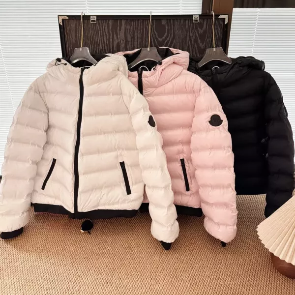 몽클레어 소매 블랙 패치 후드 숏 패딩