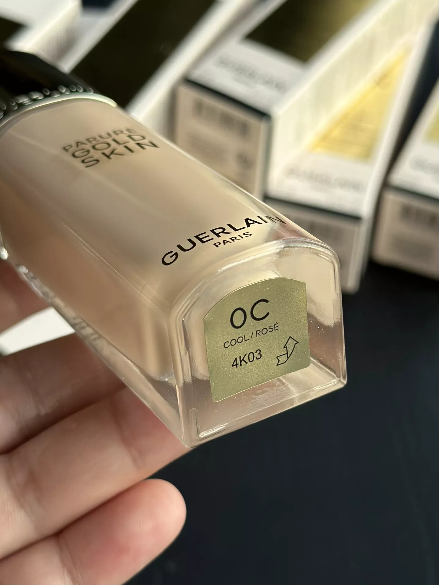 겔랑 빠뤼르 골드 스킨 래디언스 리주비네이팅 파운데이션 35ml 상세 이미지 45