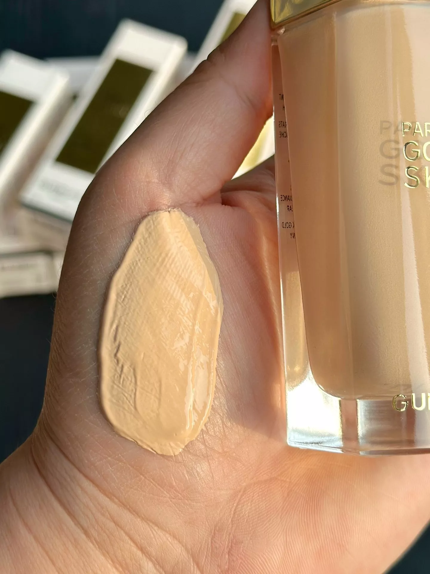 겔랑 빠뤼르 골드 스킨 래디언스 리주비네이팅 파운데이션 35ml 상세 이미지 34