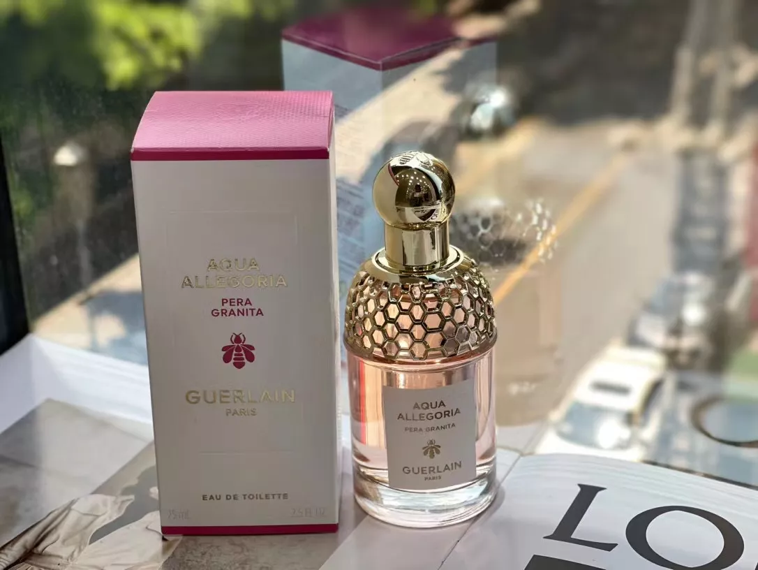 겔랑 아쿠아 알레고리아 로사 로사 페라 그라니타 오드뚜왈렛 75ml 상세 이미지 4