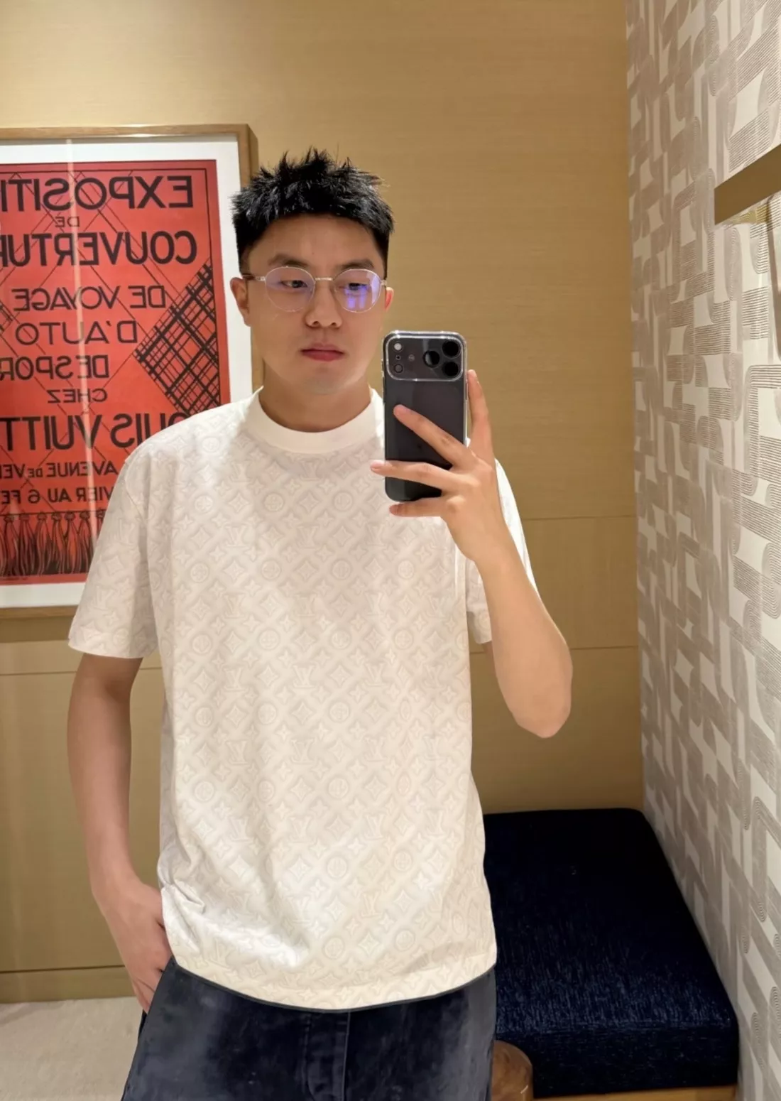 루이비통 헤일로 모노그램 프린트 코튼 티셔츠 상세 이미지 12