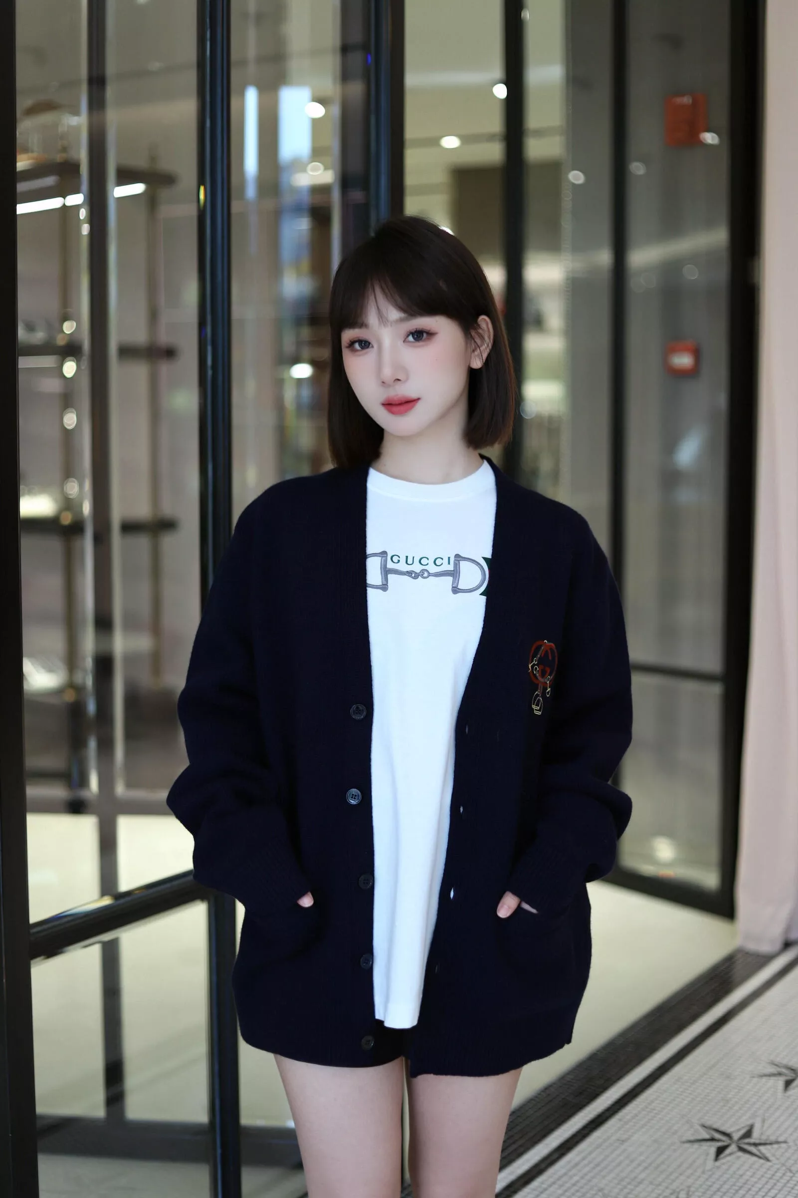 구찌 GG 랜턴 자수 니트 가디건 상세 이미지 14