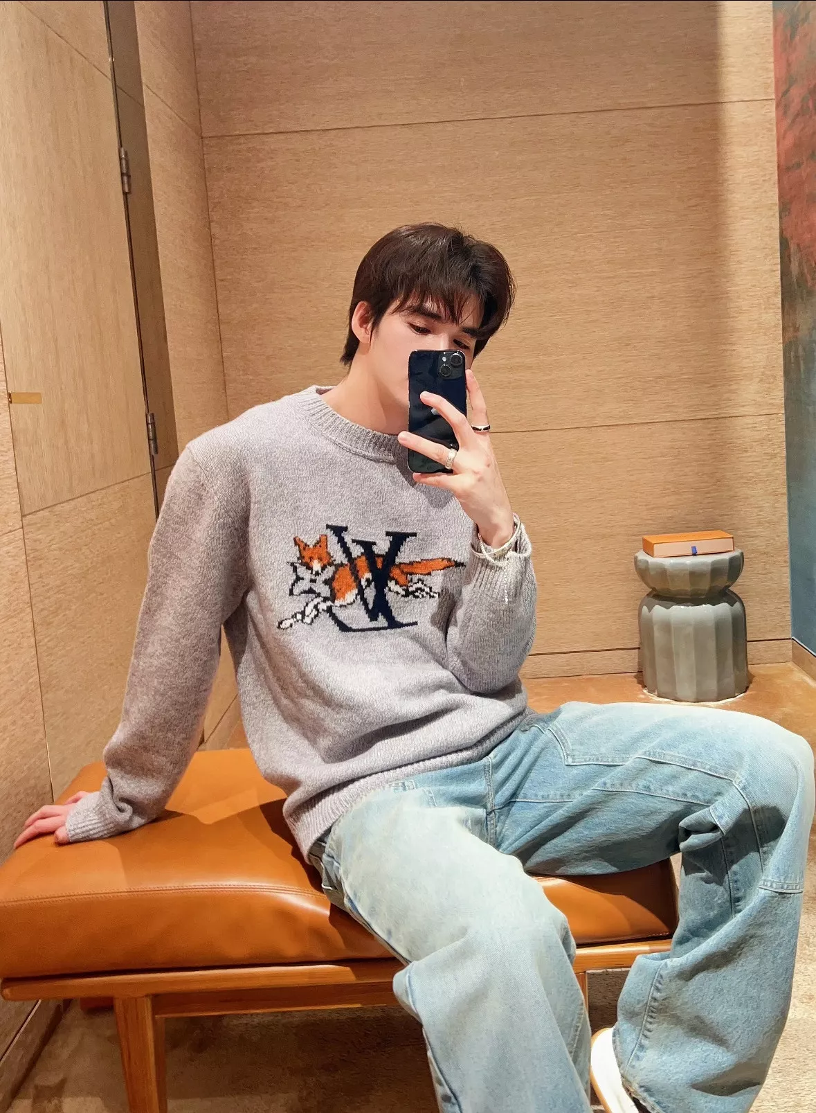 루이비통 폭스 인타르시아 1V 라운드넥 니트 상세 이미지 18