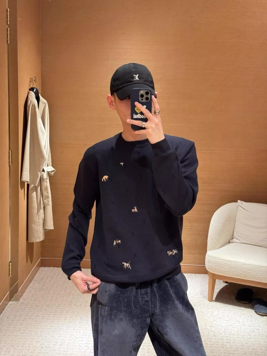 루이비통 동물 자수 자카드 롱슬리브 니트 상세 이미지 27