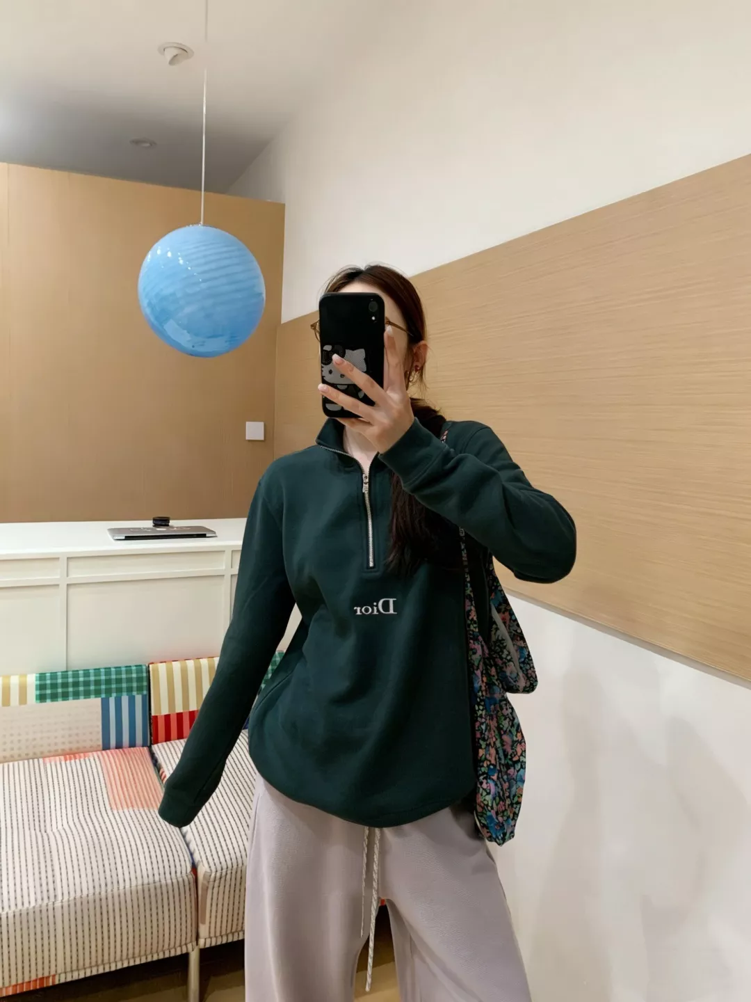 디올 로고 자수 하프집업 하이넥 스웨트셔츠 상세 이미지 12