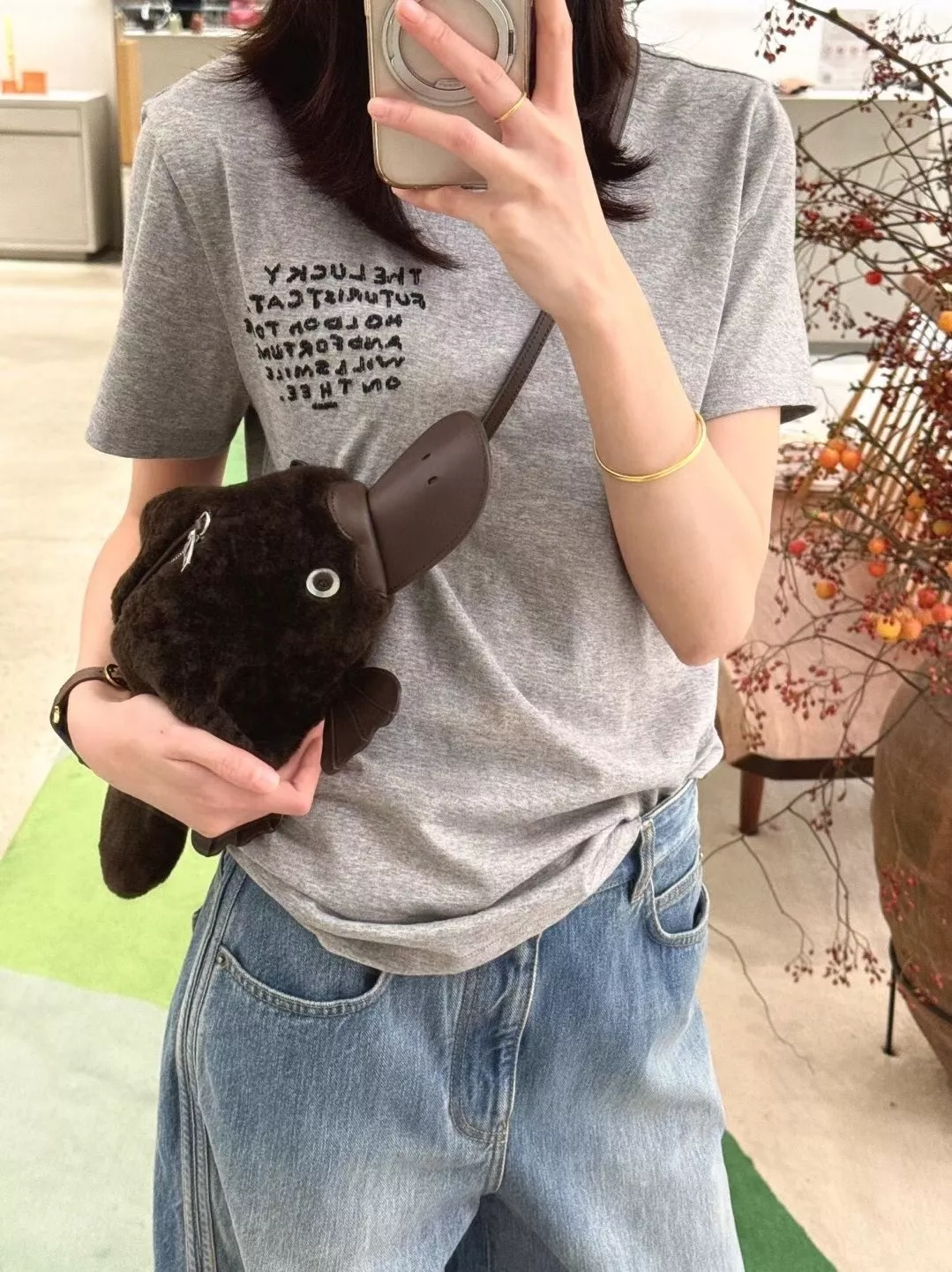 로에베 루이스웨인 럭키캣 아나그램 자수 반팔 티셔츠 상세 이미지 31