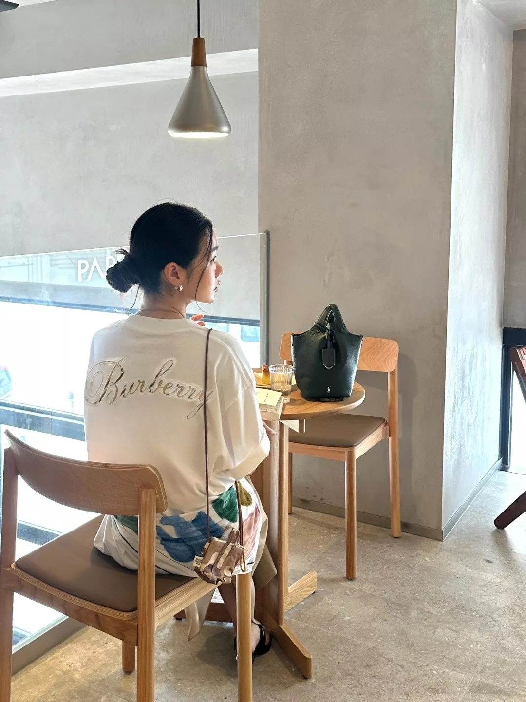 버버리 스크립트 로고 자수 체크 디테일 코튼 반소매 티셔츠 상세 이미지 16
