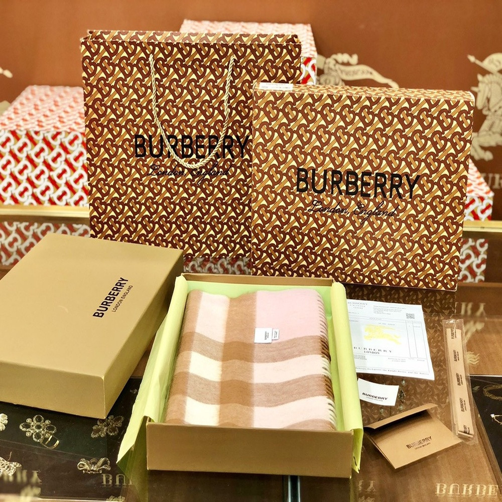 버버리 체크 캐시미어 스톨
