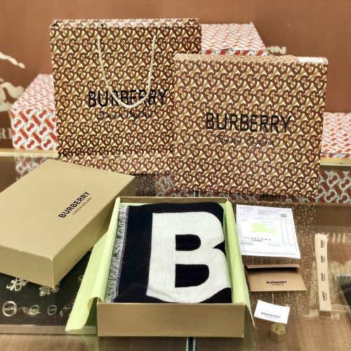 버버리 로고 울 머플러