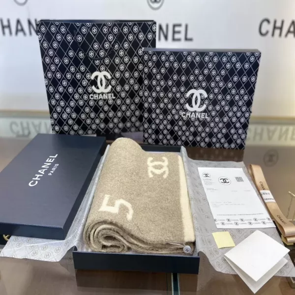 샤넬 CC 로고 니트 머플러