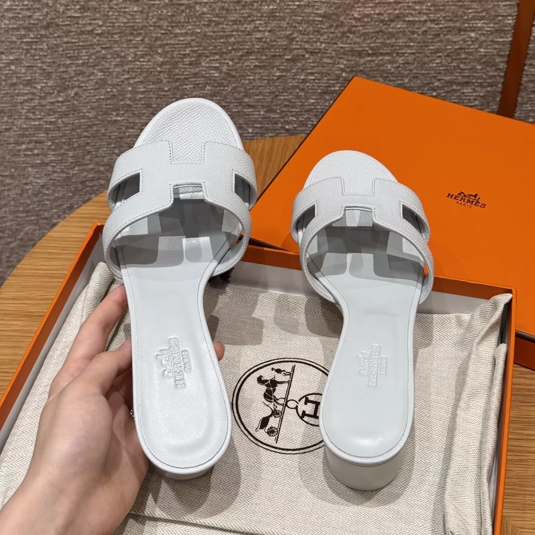 에르메스 오아시스 H 컷아웃 힐 슬라이드 샌들 상세 이미지 7