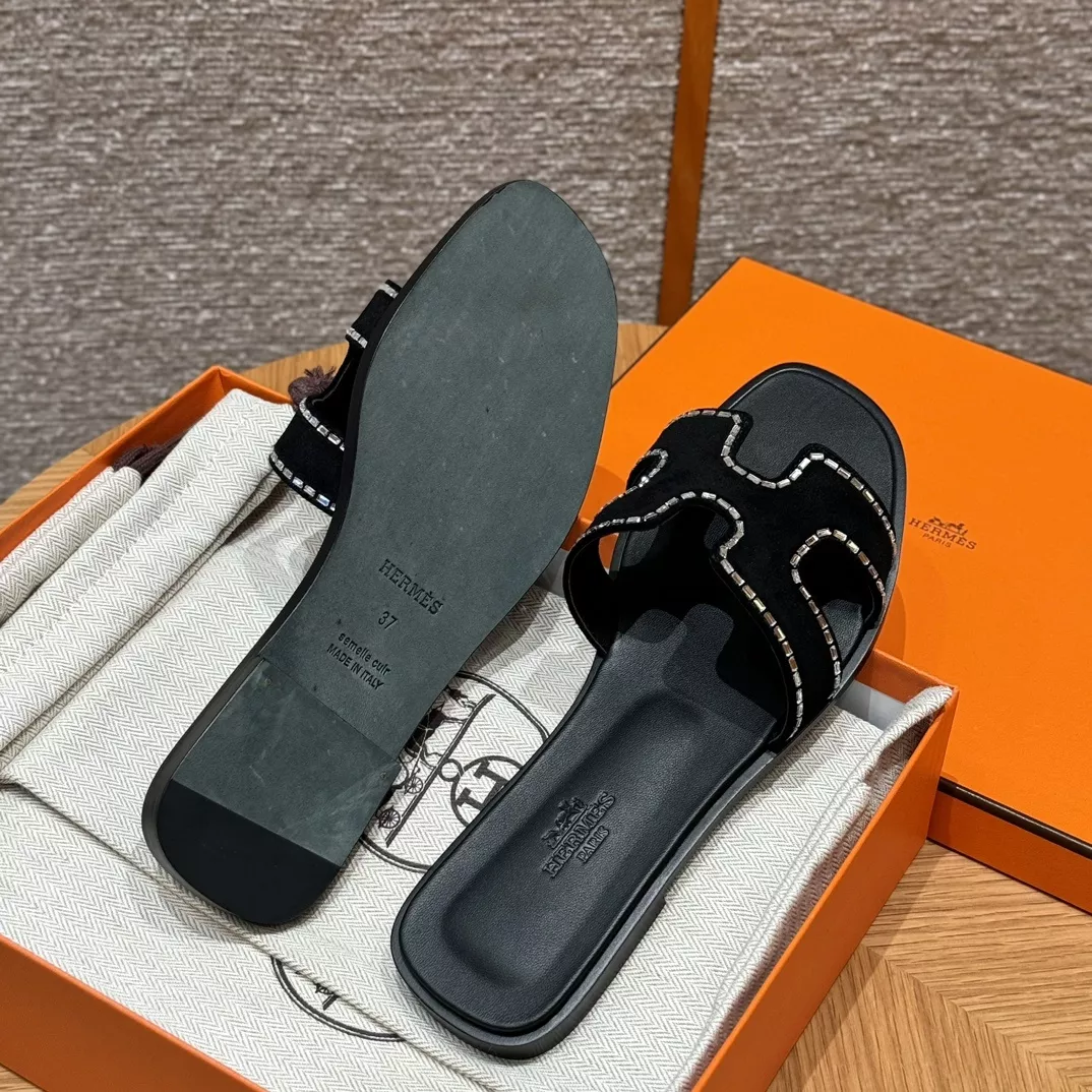 에르메스 오란 스웨이드 크리스탈 장식 슬리퍼 상세 이미지 7