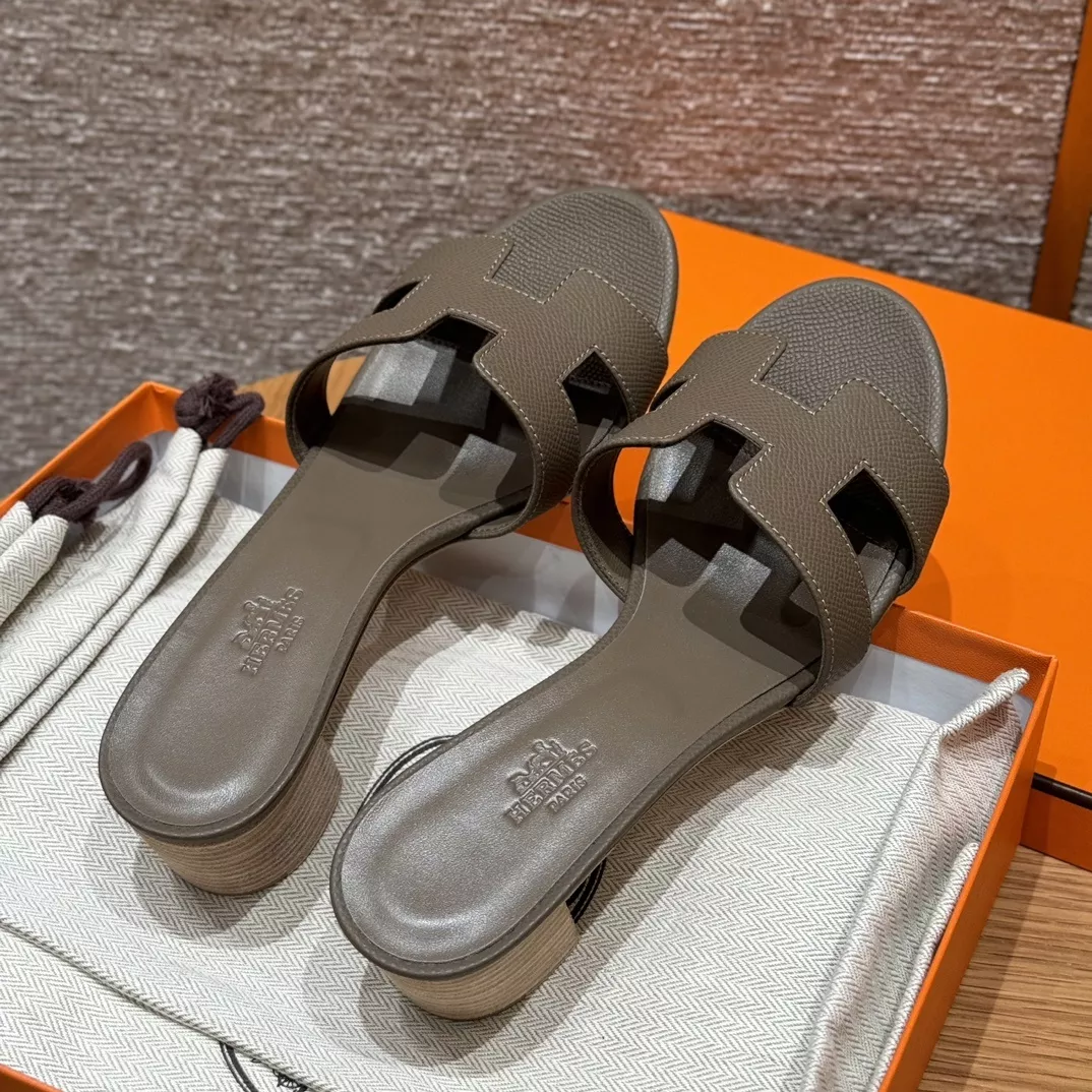 에르메스 오아시스 H 컷아웃 하이힐 샌들 상세 이미지 2