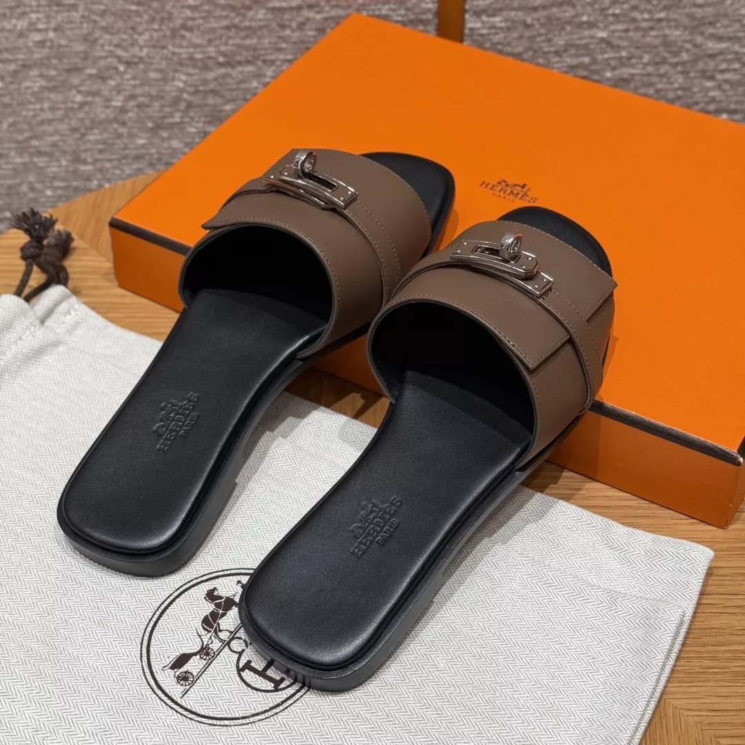 에르메스 켈리 버클 레더 슬리퍼 상세 이미지 3