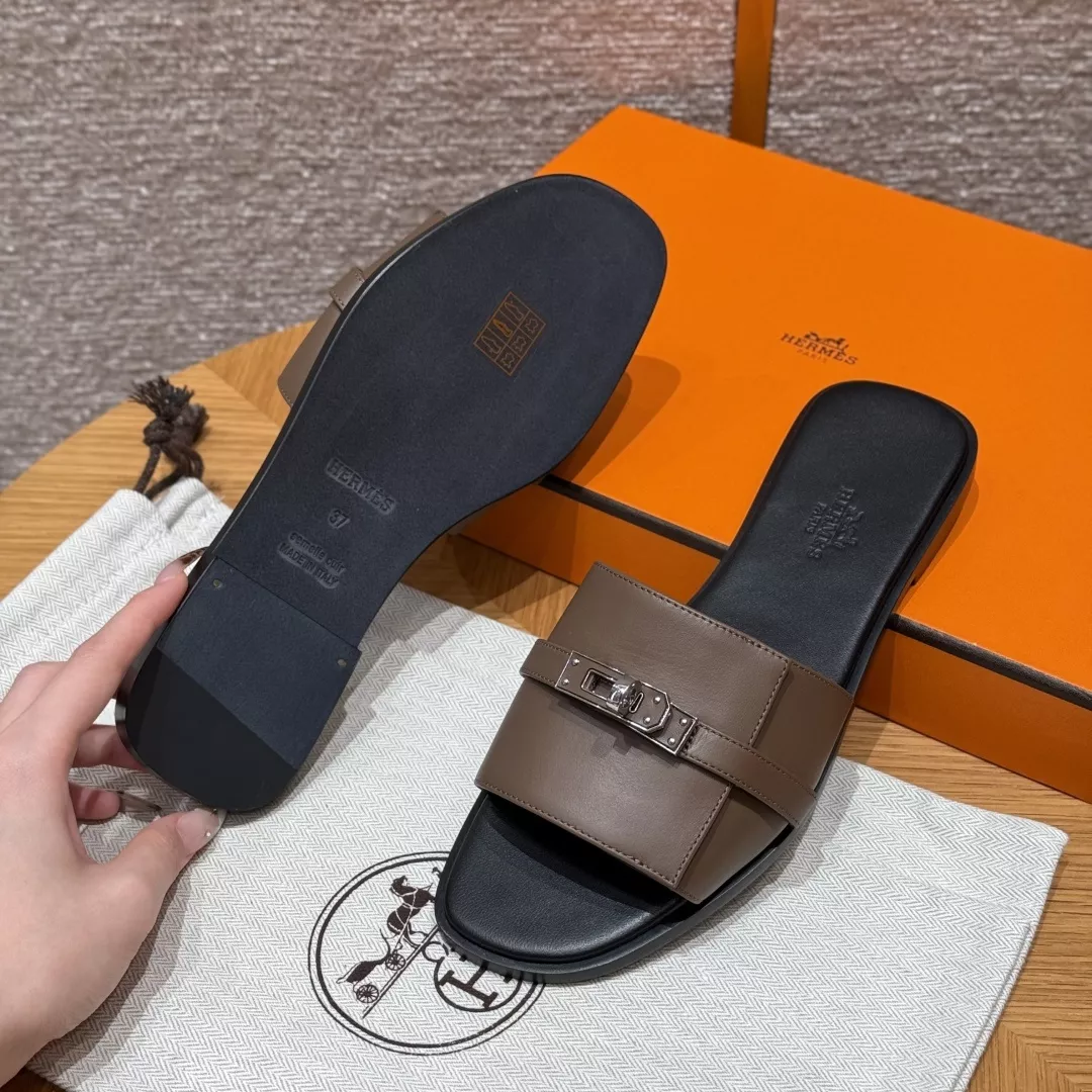 에르메스 켈리 버클 레더 슬리퍼 상세 이미지 5