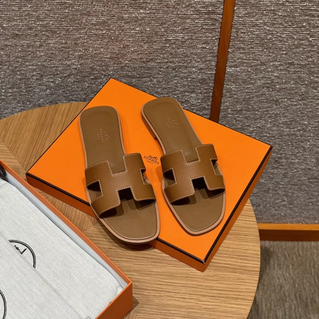에르메스 오란 H 컷아웃 슬리퍼 상세 이미지 9