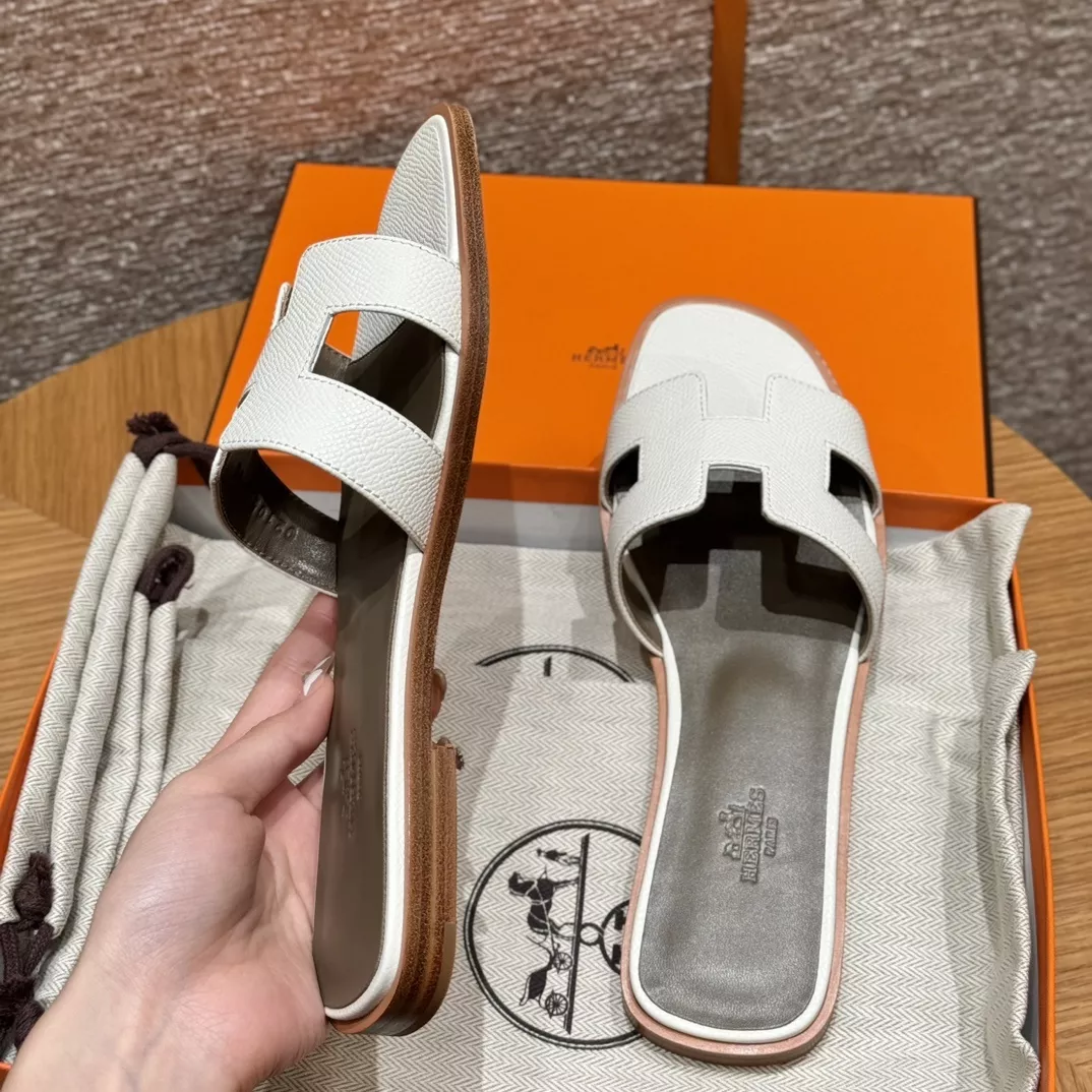 에르메스 오란 H 컷아웃 슬리퍼 상세 이미지 7