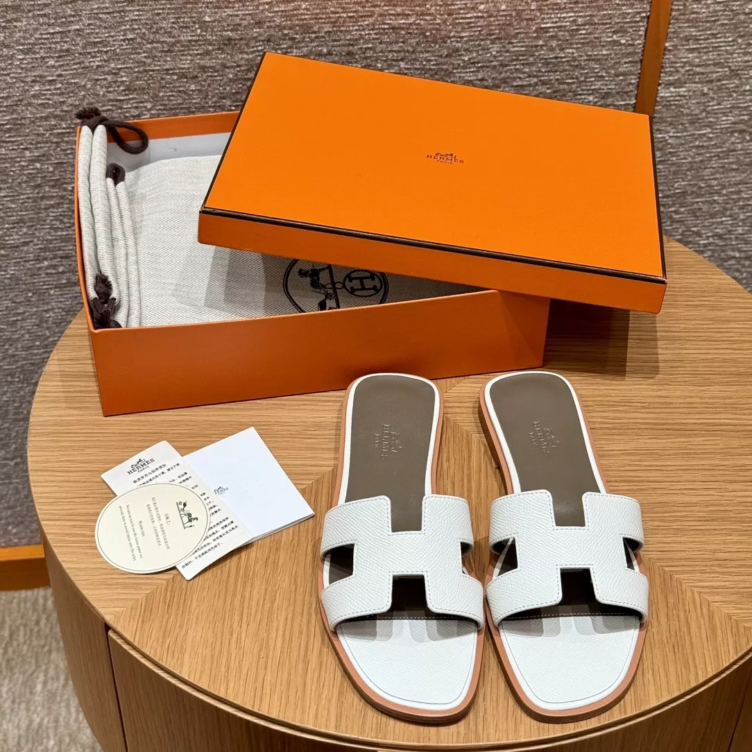 에르메스 오란 H 컷아웃 슬리퍼 상세 이미지 19