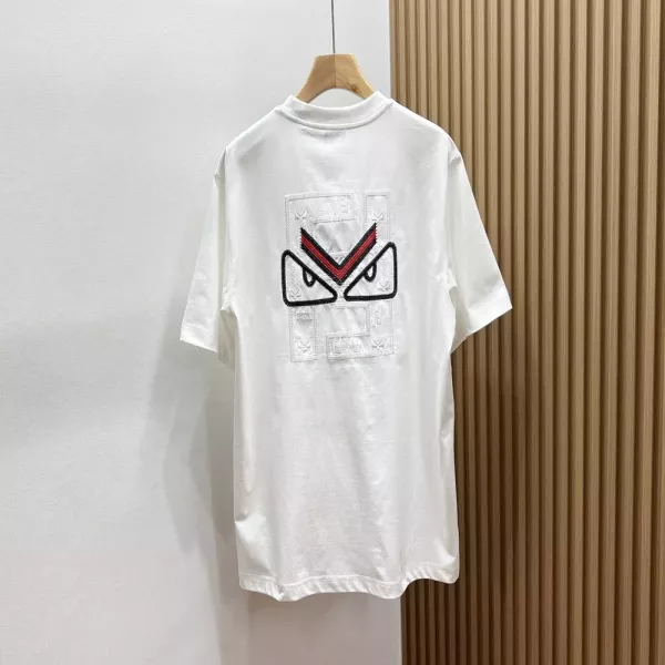 펜디 가슴 프린트 포인트 루즈핏 반팔 티셔츠