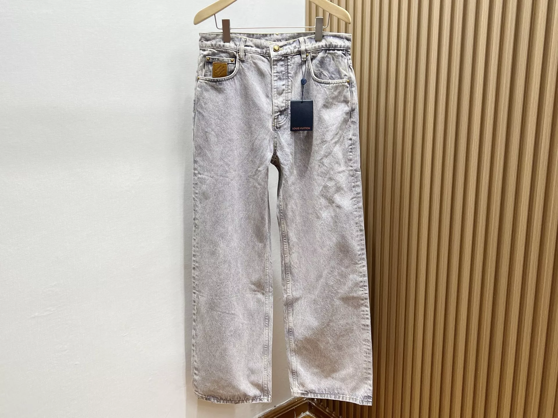 루이비통 심플 루즈핏 스트레이트 데님 팬츠 상세 이미지 1