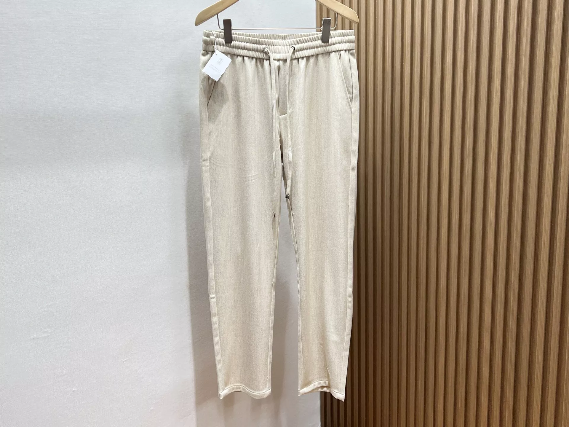 브루넬로쿠치넬리 자수 포인트 와이드 핏 캐주얼 팬츠 상세 이미지 4