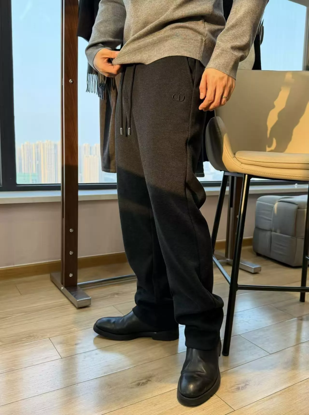 디올 자카드 레터링 미니멀 팬츠 상세 이미지 24