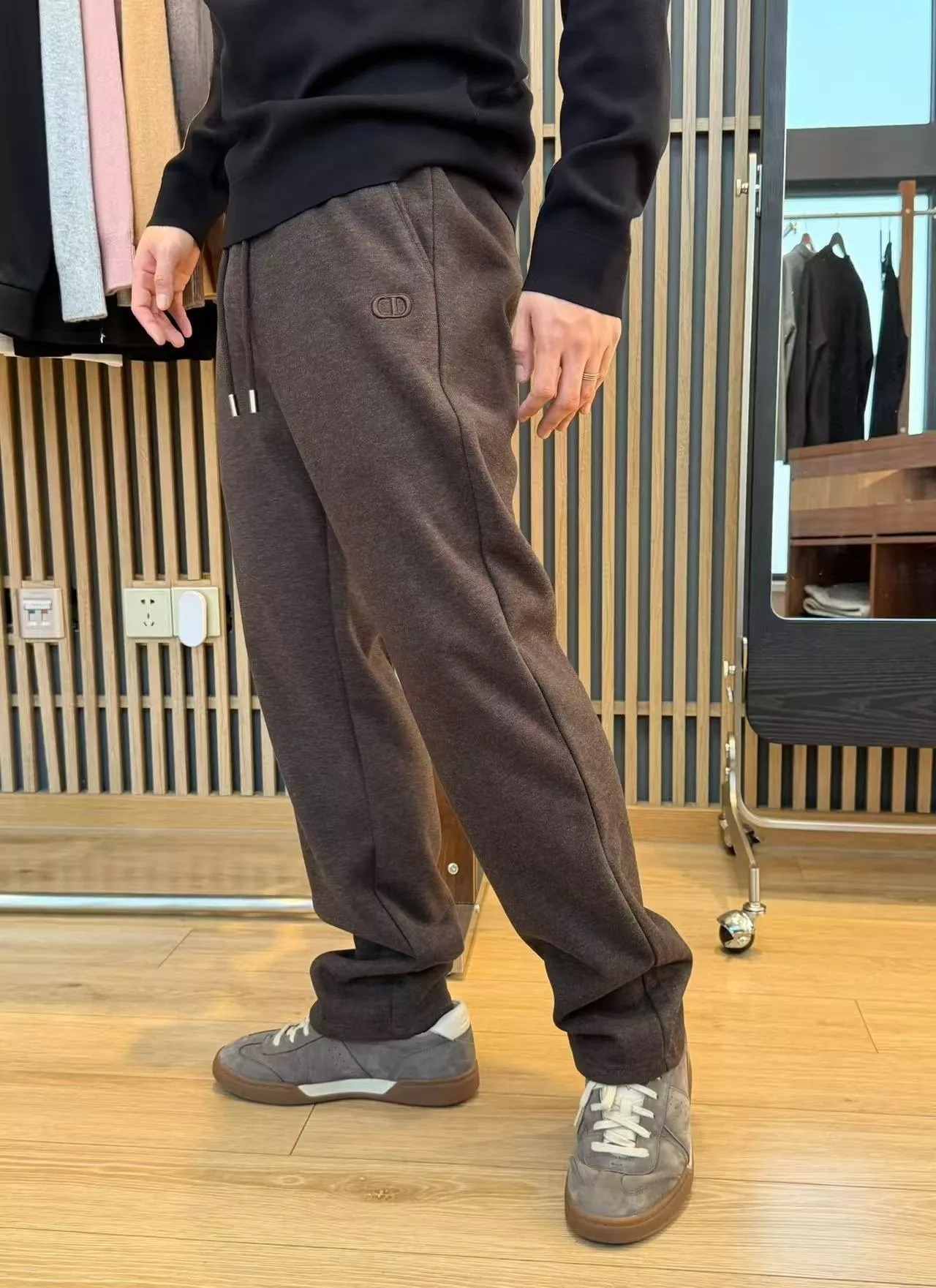 디올 자카드 레터링 미니멀 팬츠 상세 이미지 25
