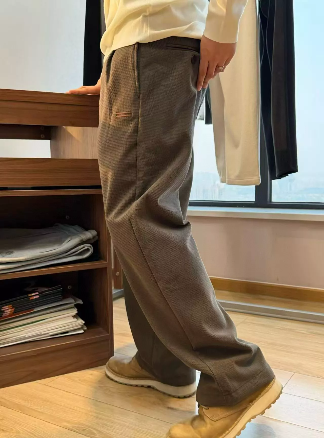 제냐 레터 자수 루즈핏 캐주얼 팬츠 상세 이미지 24