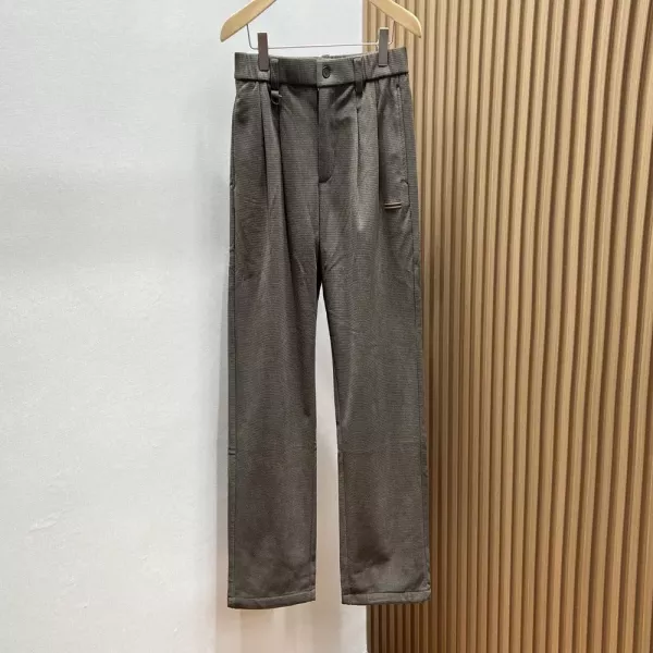 제냐 레터 자수 루즈핏 캐주얼 팬츠