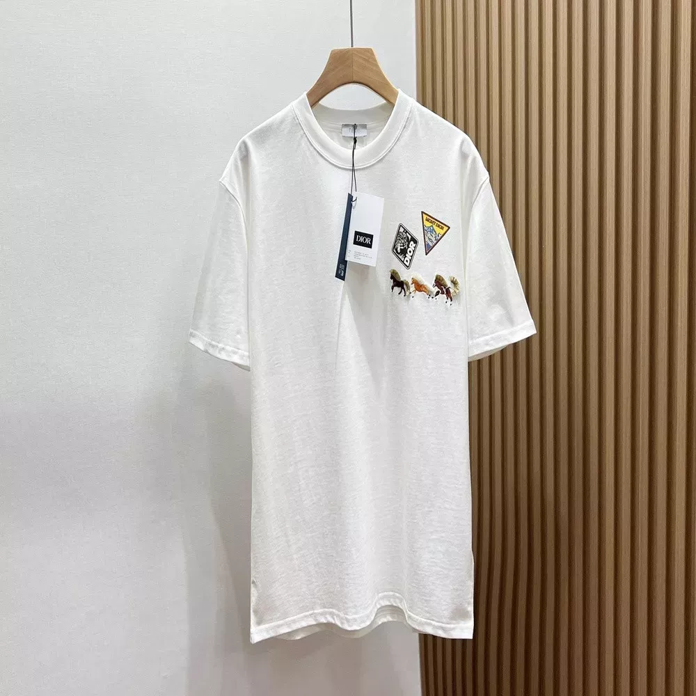디올 자수 와펜 포인트 남녀공용 반팔 티셔츠