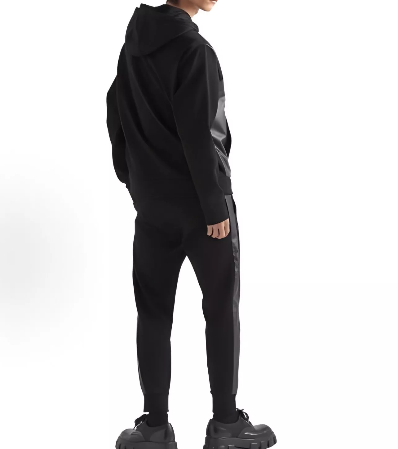 body_83781519e3b9e01e.webp