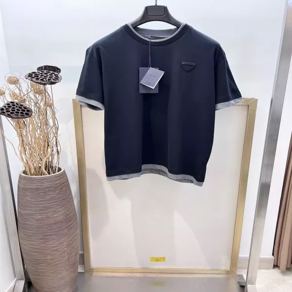 프라다 2025FW 코튼 배색 루즈핏 반팔 티셔츠