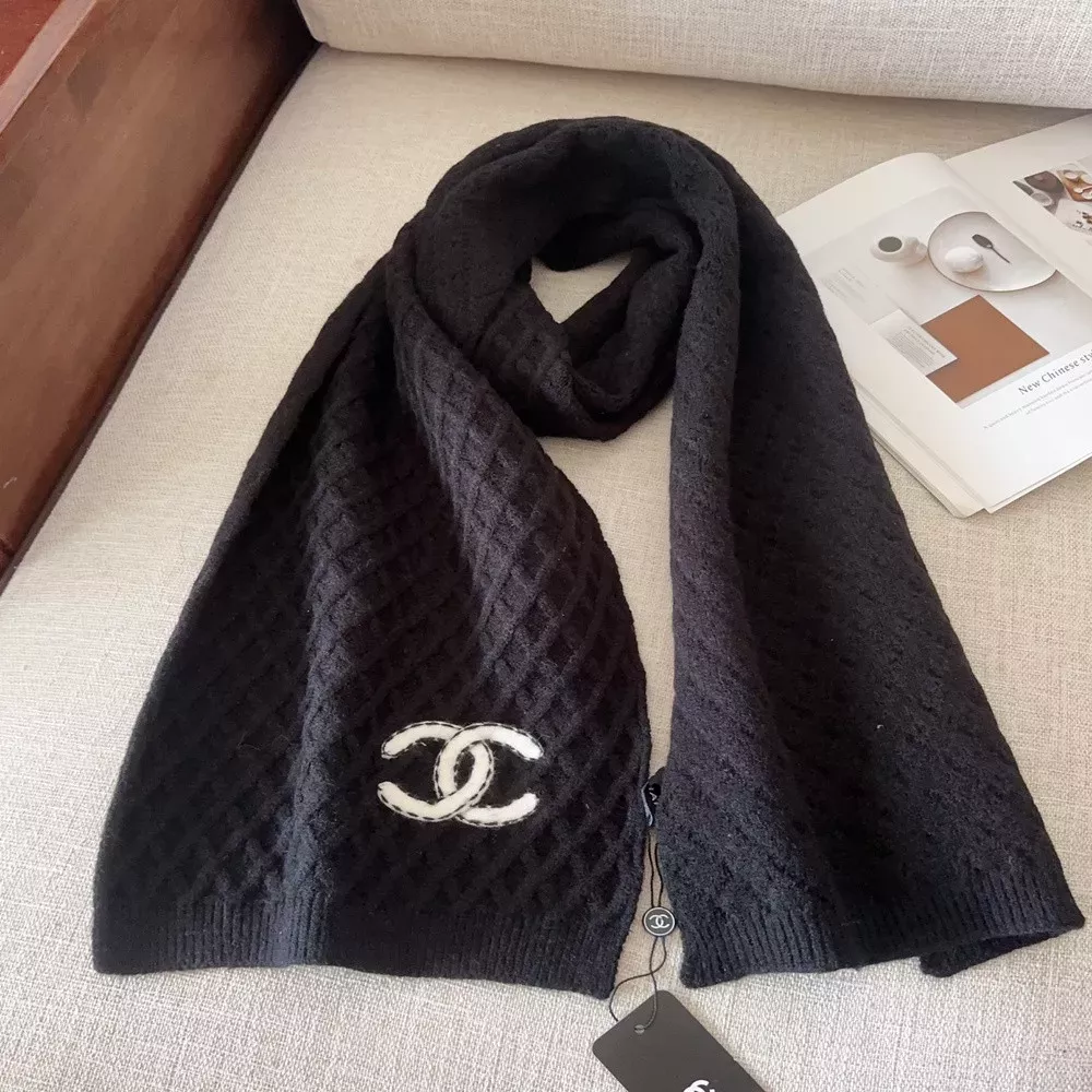 샤넬 더블C 로고 니트 숄