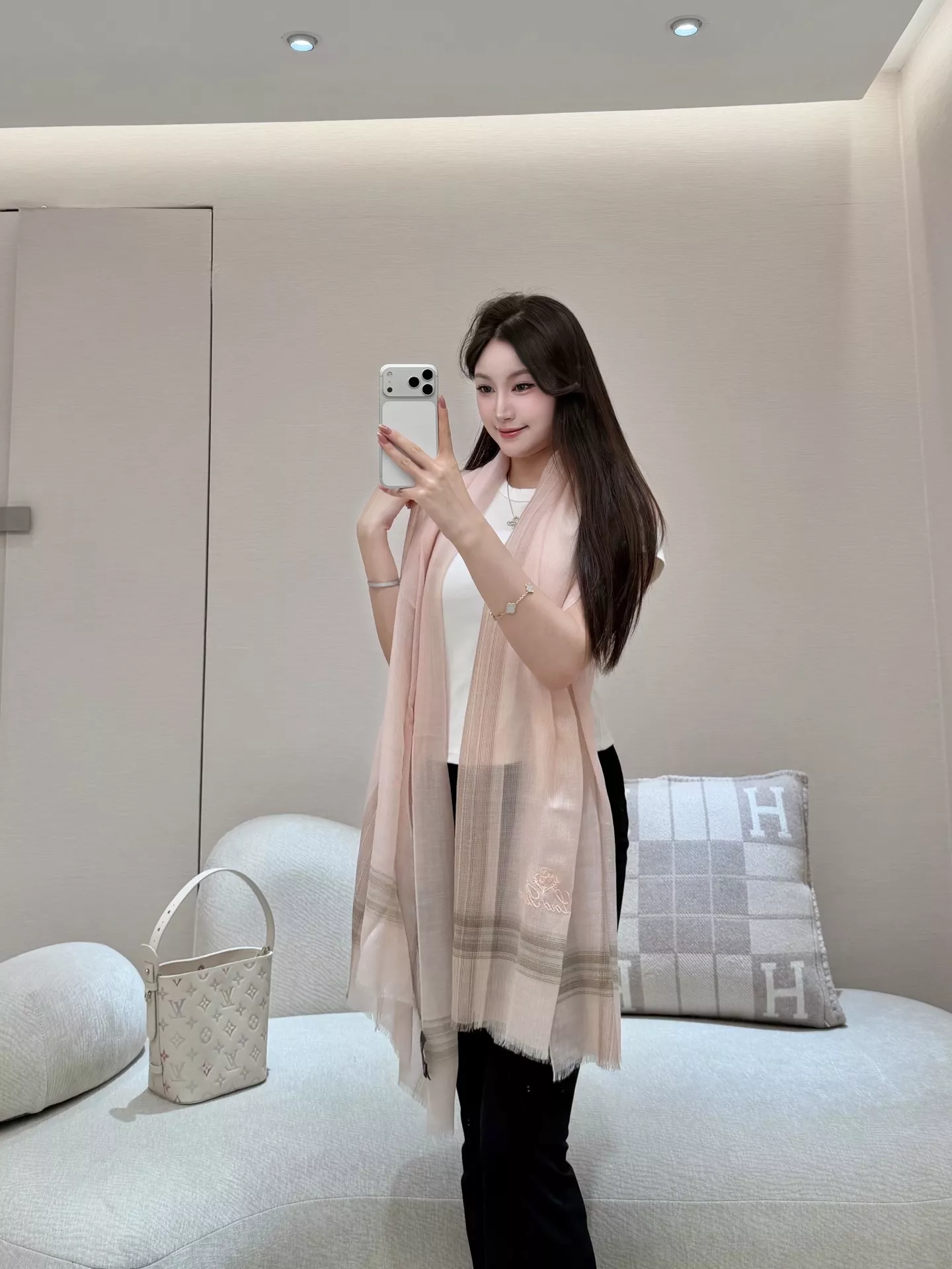 로로피아나 리치 캐시미어 스트라이프 숄 상세 이미지 11