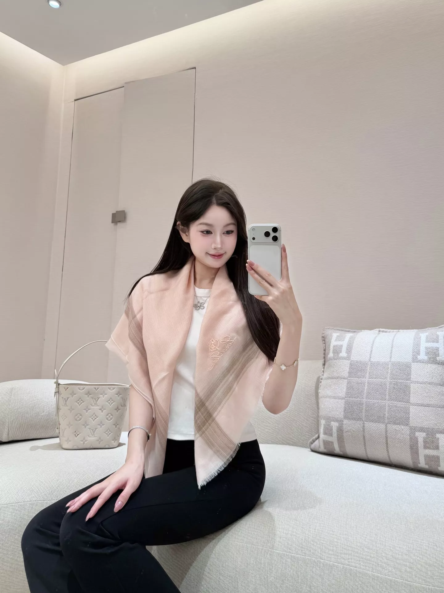 로로피아나 리치 캐시미어 스트라이프 숄 상세 이미지 10