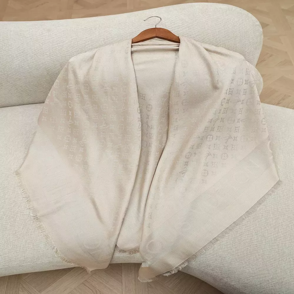 루이비통 모노그램 자카드 실크 울 숄