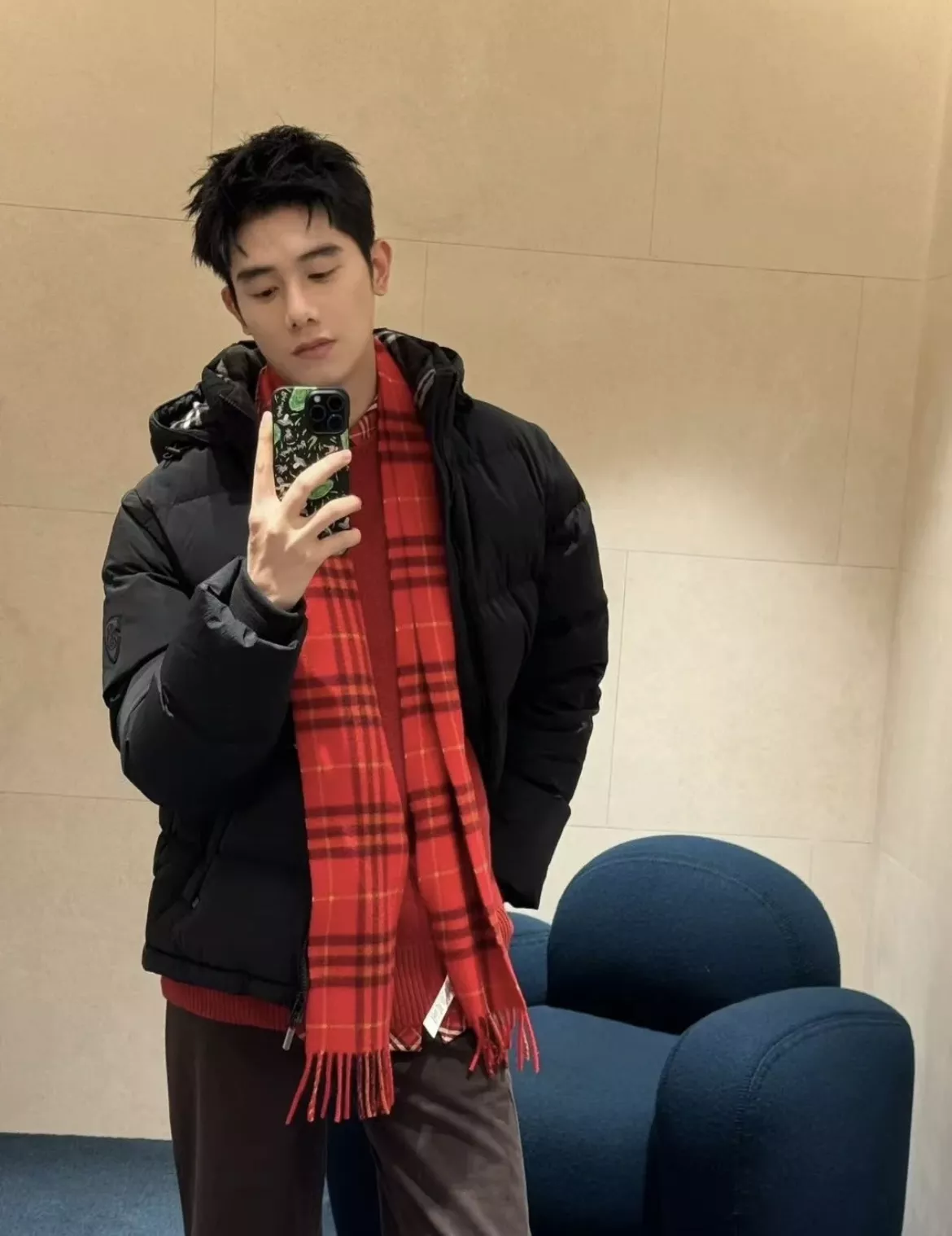 버버리 레드 체크 슬림 캐시미어 스카프 상세 이미지 22