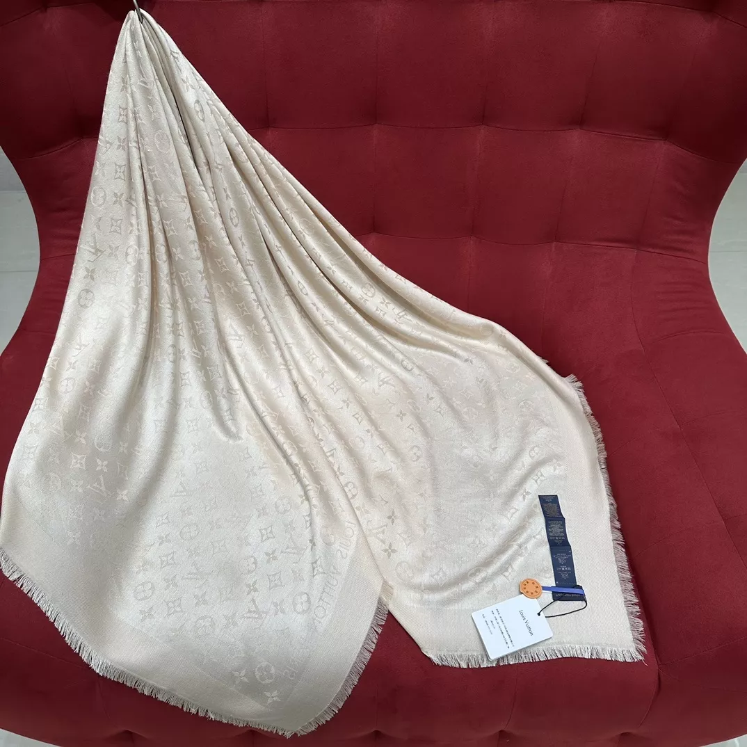 루이비통 연미색 실크울 대형 숄 상세 이미지 2