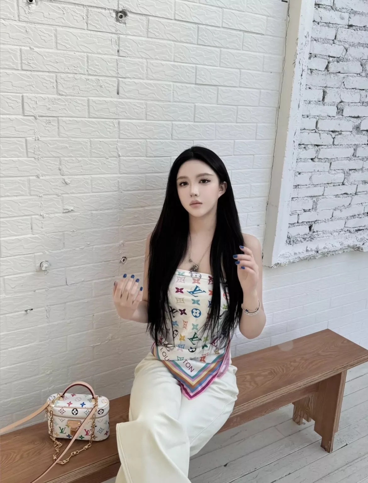루이비통 타카시무라카미콜라보 컬러 모노그램 실크 스카프 상세 이미지 17