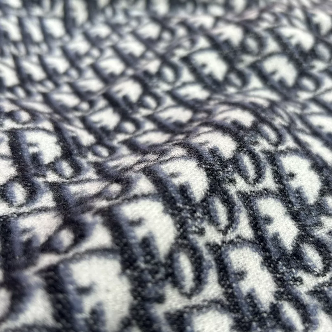 디올 오블리크 패턴 캐시미어 숄 상세 이미지 5
