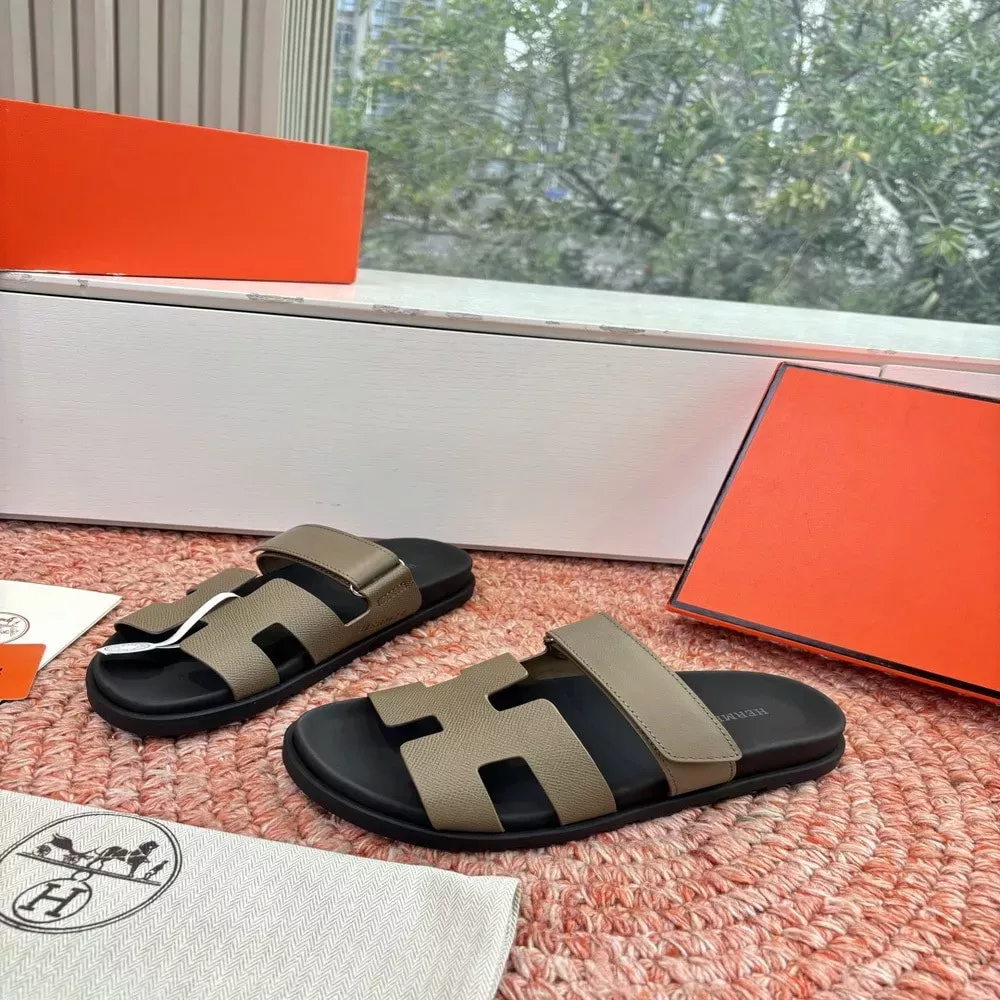 에르메스 H 버클 레더 슬라이드 슬리퍼