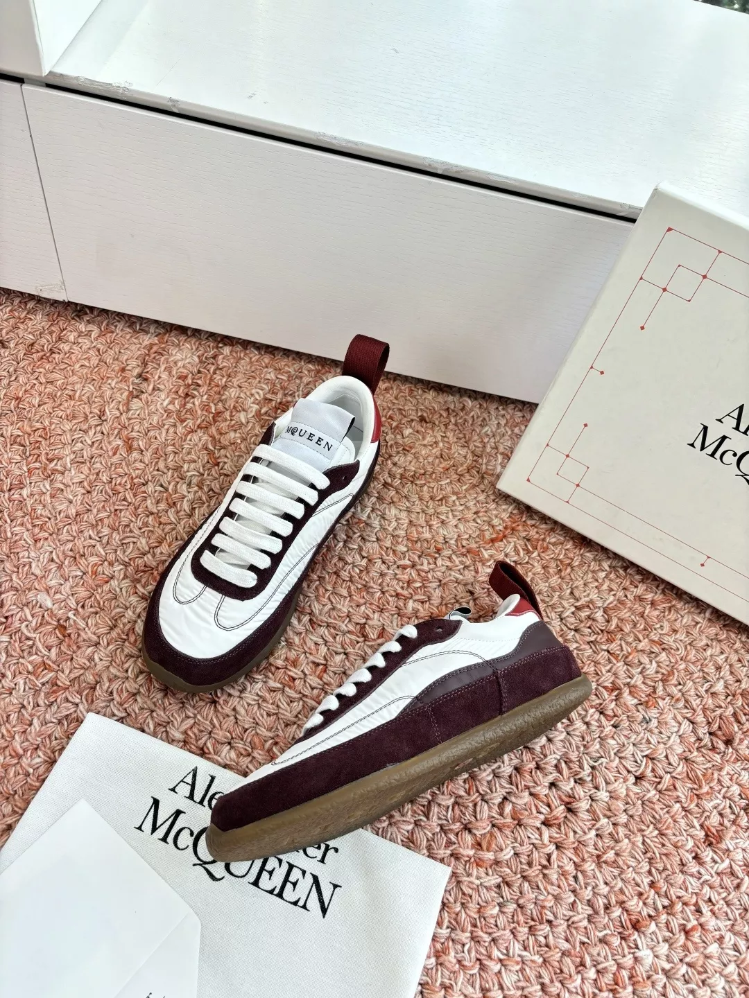 알렉산더맥퀸 스웨이드 패브릭 믹스 로우 스니커즈 상세 이미지 4
