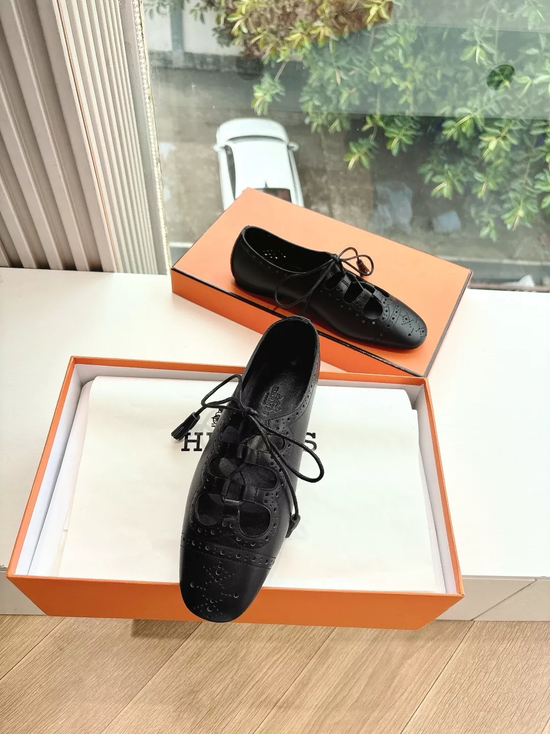 에르메스 켈리버클 펀칭 레이스업 로퍼 상세 이미지 2